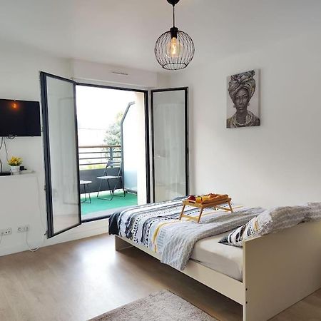 Peaceful Cocoon Apartman Chatou Kültér fotó